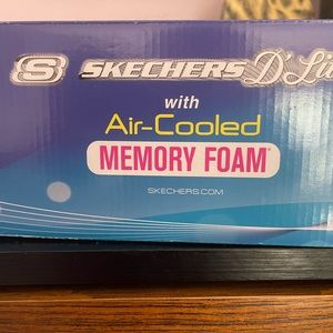 Sketchers DLites sneakers